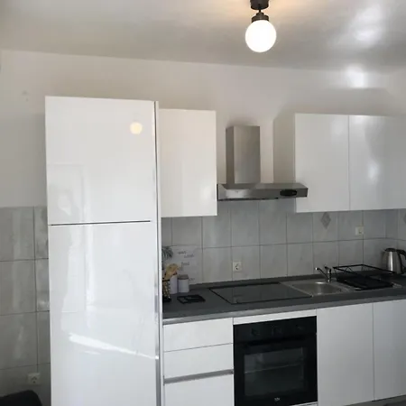 Apartment Nela *
