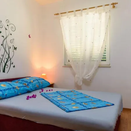 Apartment Nela *