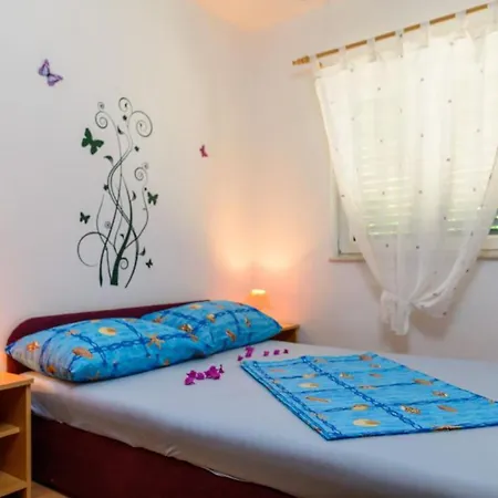 Apartment Nela Trogir